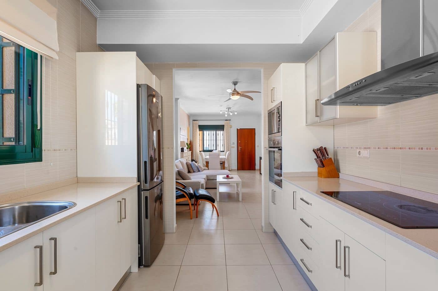 4 makuuhuone Huvila myytävänä paikassa Ciudad Quesada - 470 000 € (Ref: 9868769)