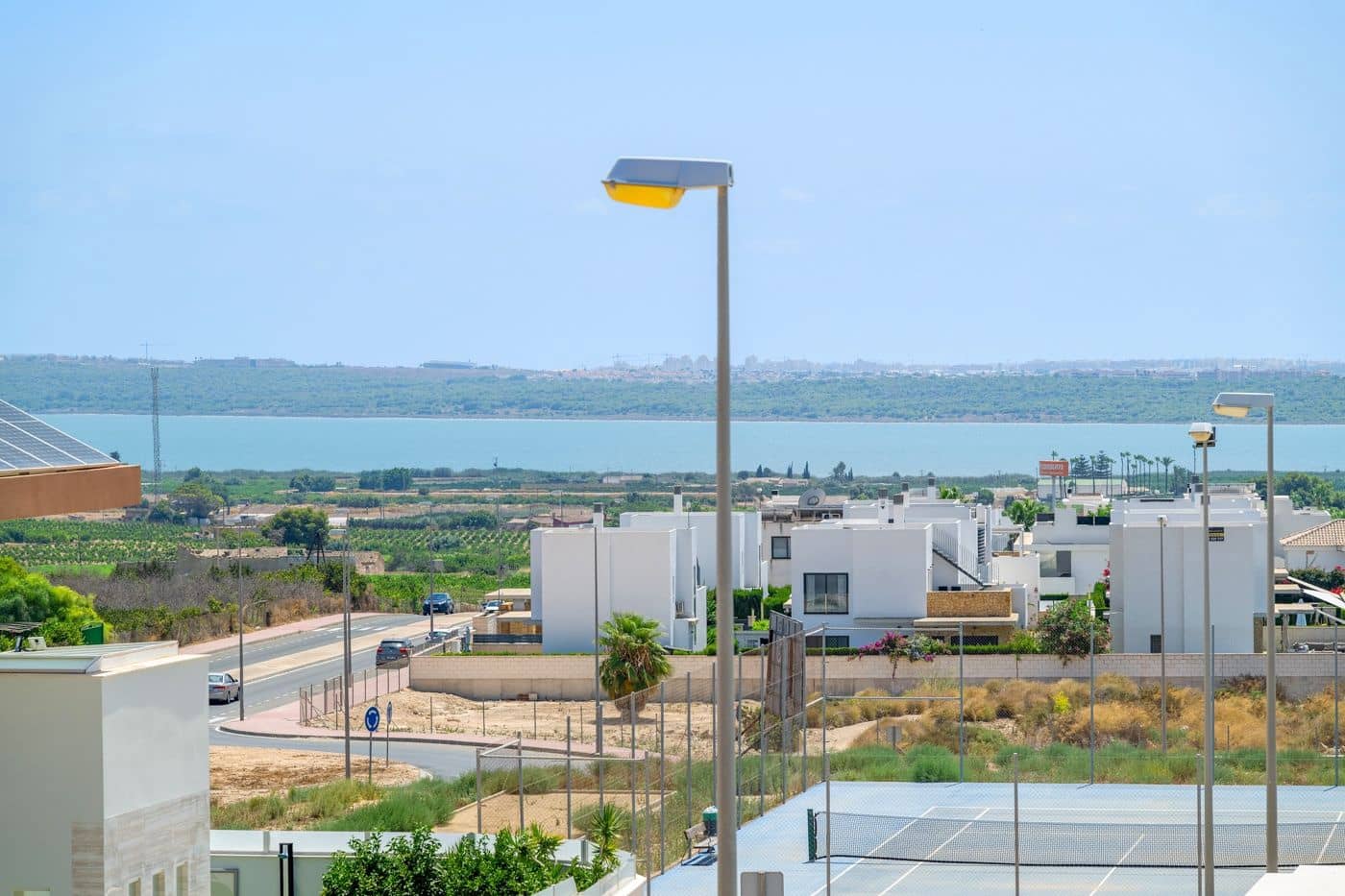 4 makuuhuone Huvila myytävänä paikassa Ciudad Quesada - 470 000 € (Ref: 9868769)