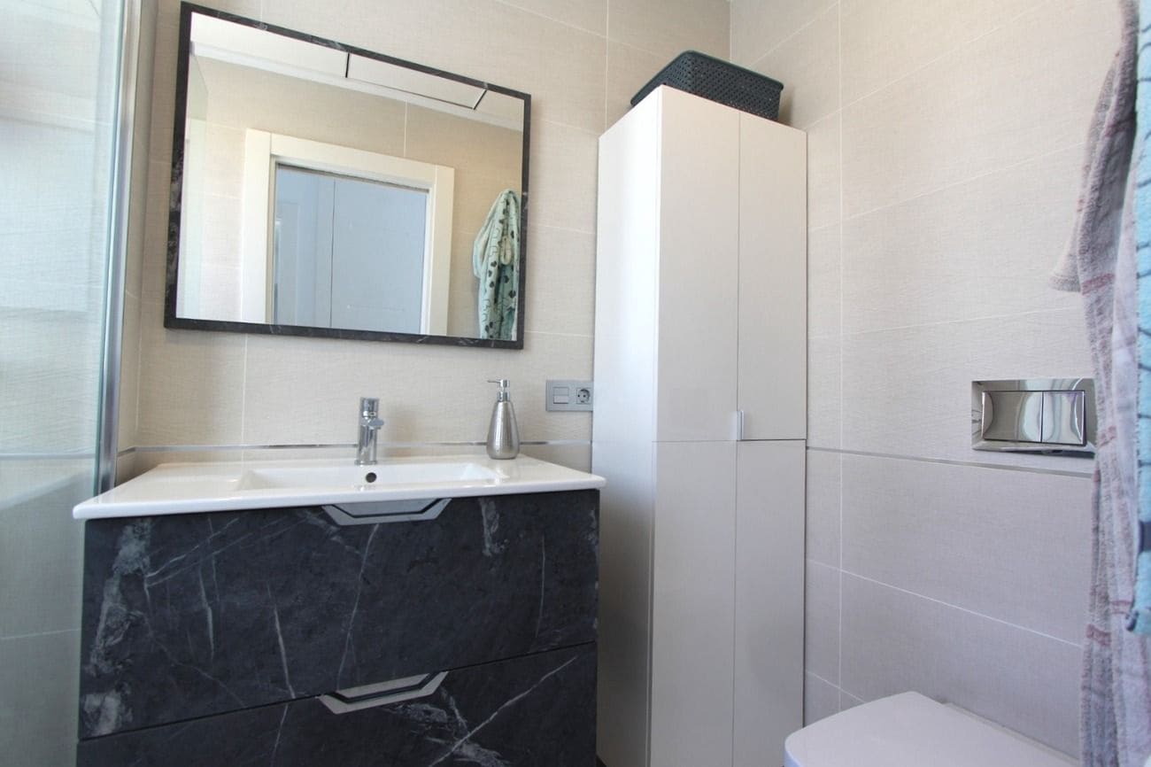 Chalet de 3 habitaciones en Orihuela Costa en venta con piscina - 459.950 € (Ref: 9868778)