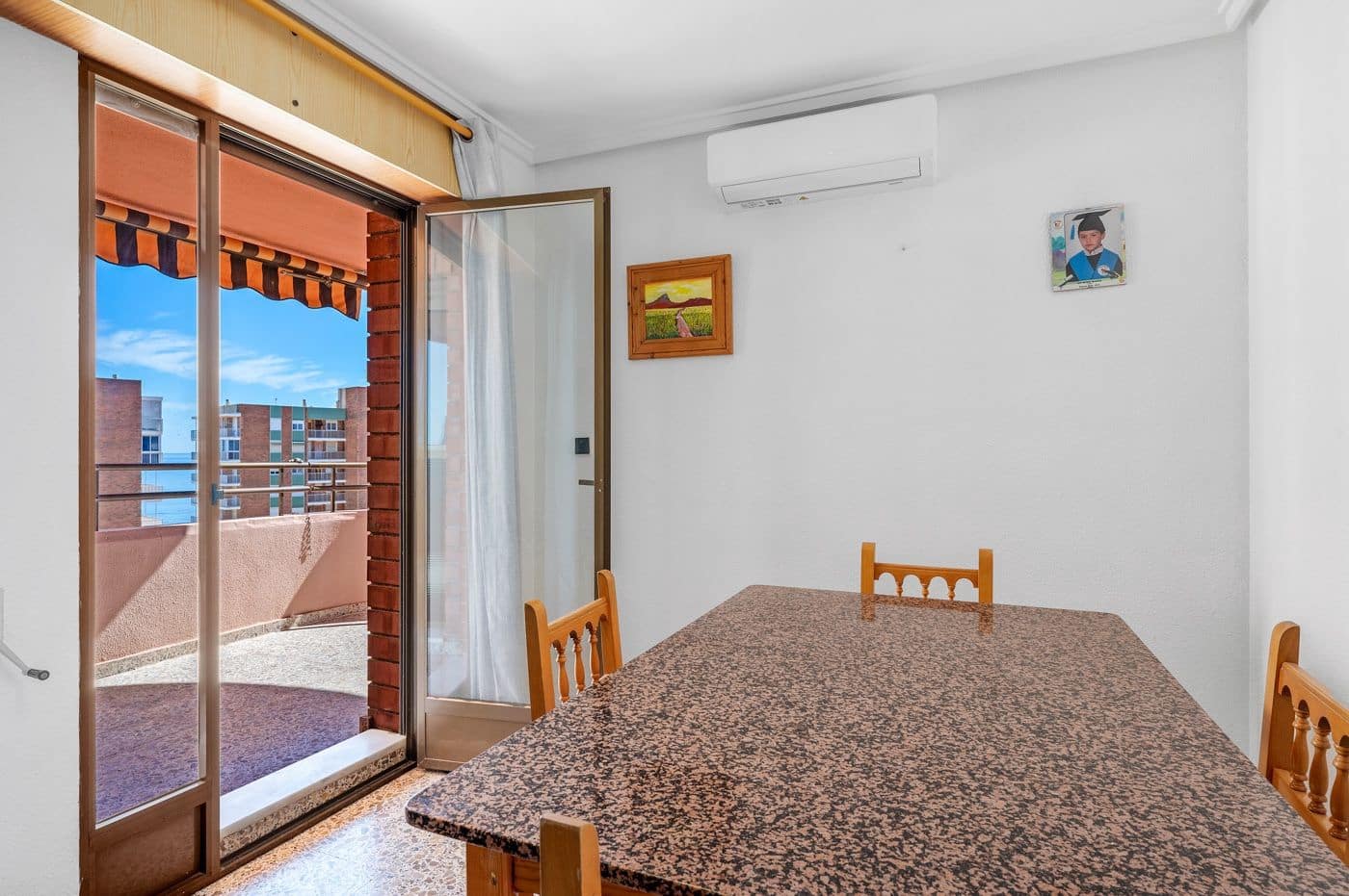 3 sovrum Lägenhet till salu i Arenales del Sol - 340 000 € (Ref: 9868787)