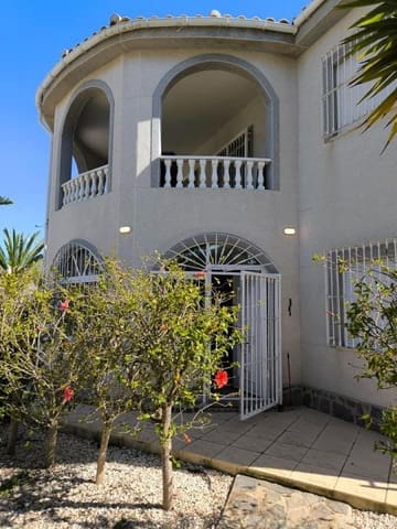 5 soverom Villa til salgs i El Chaparral, Torrevieja med svømmebasseng - € 630 000 (Ref: 9870257)