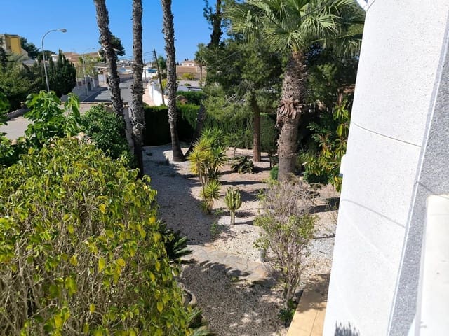 5 soverom Villa til salgs i El Chaparral, Torrevieja med svømmebasseng - € 630 000 (Ref: 9870257)