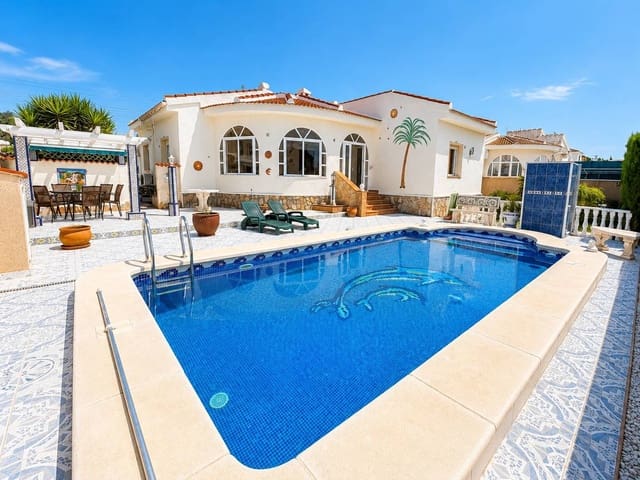 3 soverom Villa til salgs i Pinar de Campoverde, Pilar de la Horadada - € 399 000 (Ref: 9879034)