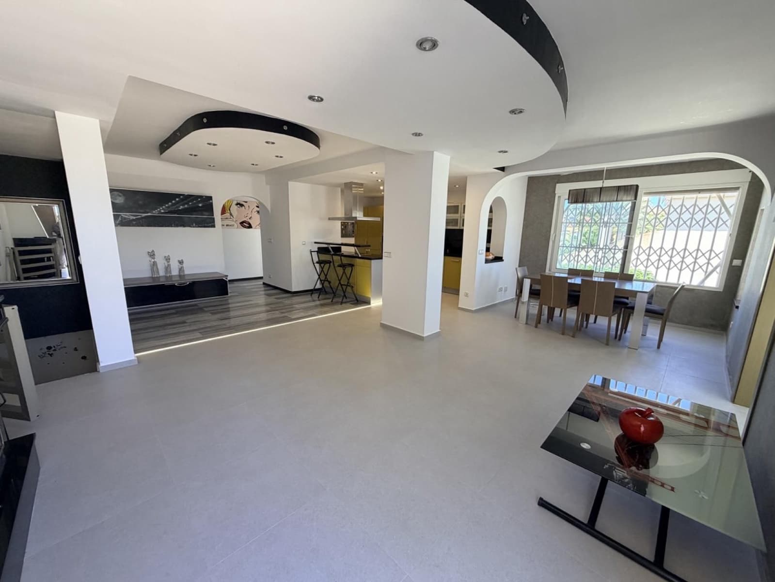 5 slaapkamer Villa te koop in La Siesta - € 680.000 (Ref: 9879042)