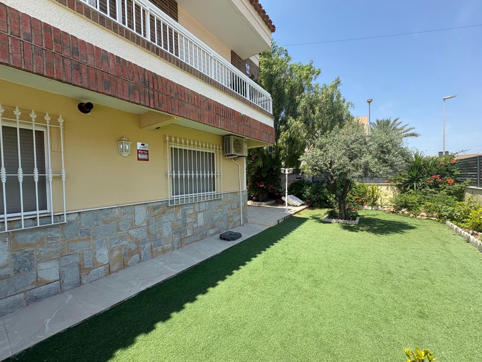 4 bedroom Apartment for sale in Los Narejos - € 380,000 (Ref: 9879044)