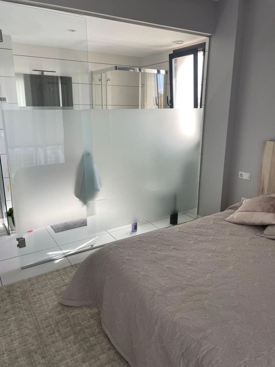 2 bedroom Apartment for sale in Filipinas with garage - € 229,000 (Ref: 9879047)