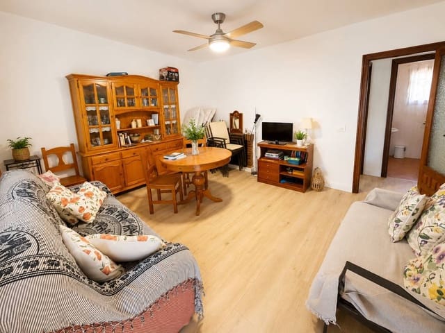 3 soveværelse Villa til salg i La Siesta, Torrevieja med swimmingpool garage - € 348.000 (Ref: 9879061)