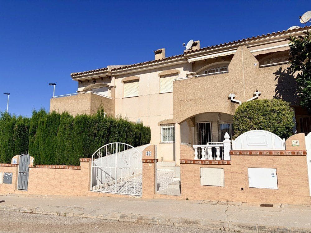 2 chambre Bungalow à vendre à Torrevieja - 157 500 € (Ref: 9879073)