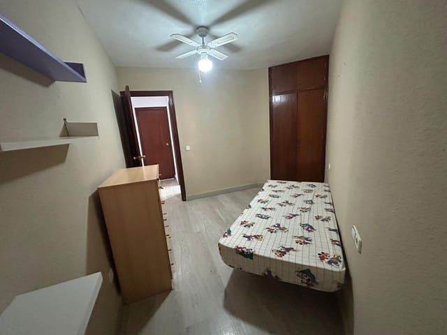 2 chambre Appartement à vendre à Playa de los Náufragos, Torrevieja avec piscine - 135 000 € (Ref: 9882060)
