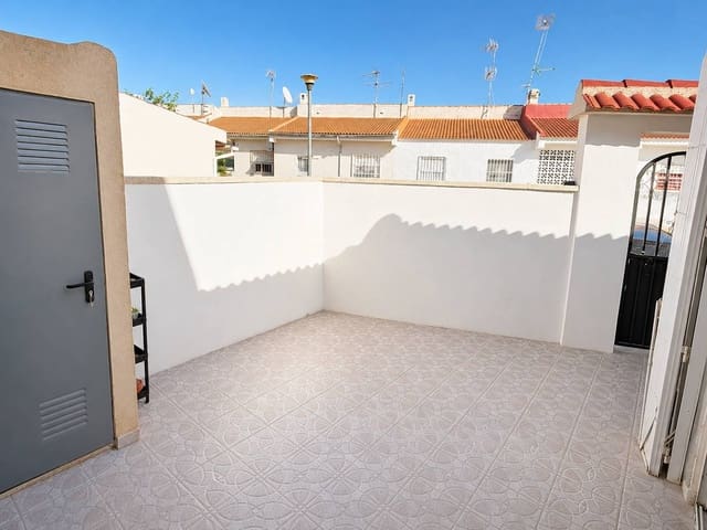 3 makuuhuone Bungalow myytävänä paikassa El Limonar, Torrevieja - 169 500 € (Ref: 9882069)