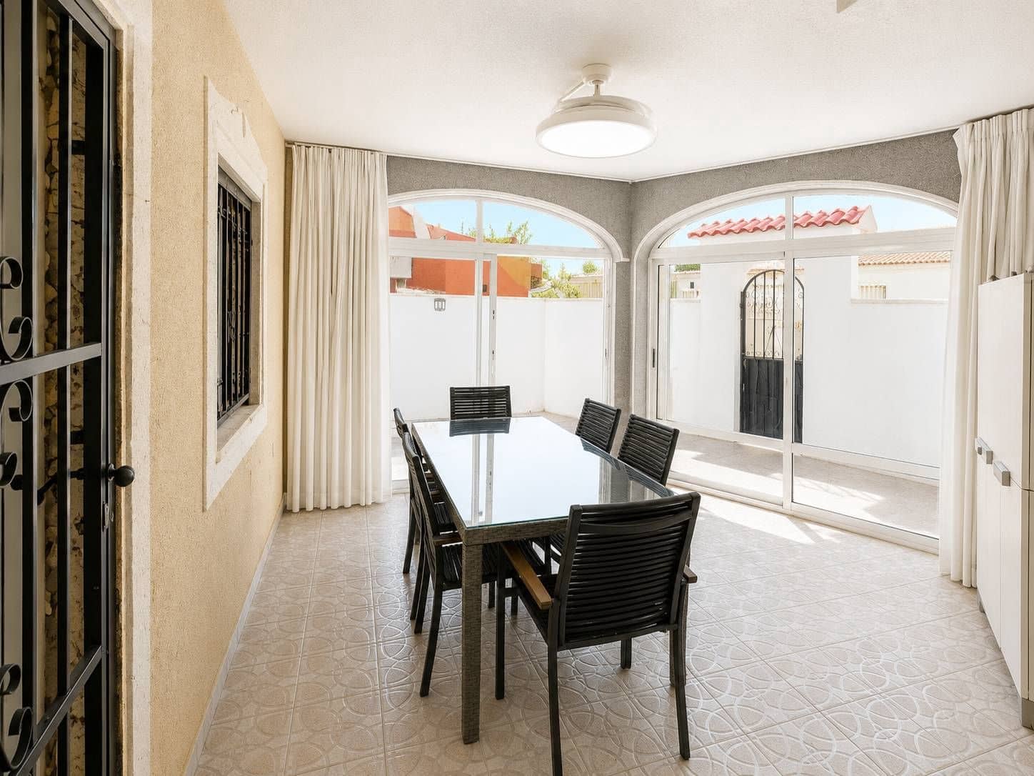 3 makuuhuone Bungalow myytävänä paikassa El Limonar - 169 500 € (Ref: 9882069)