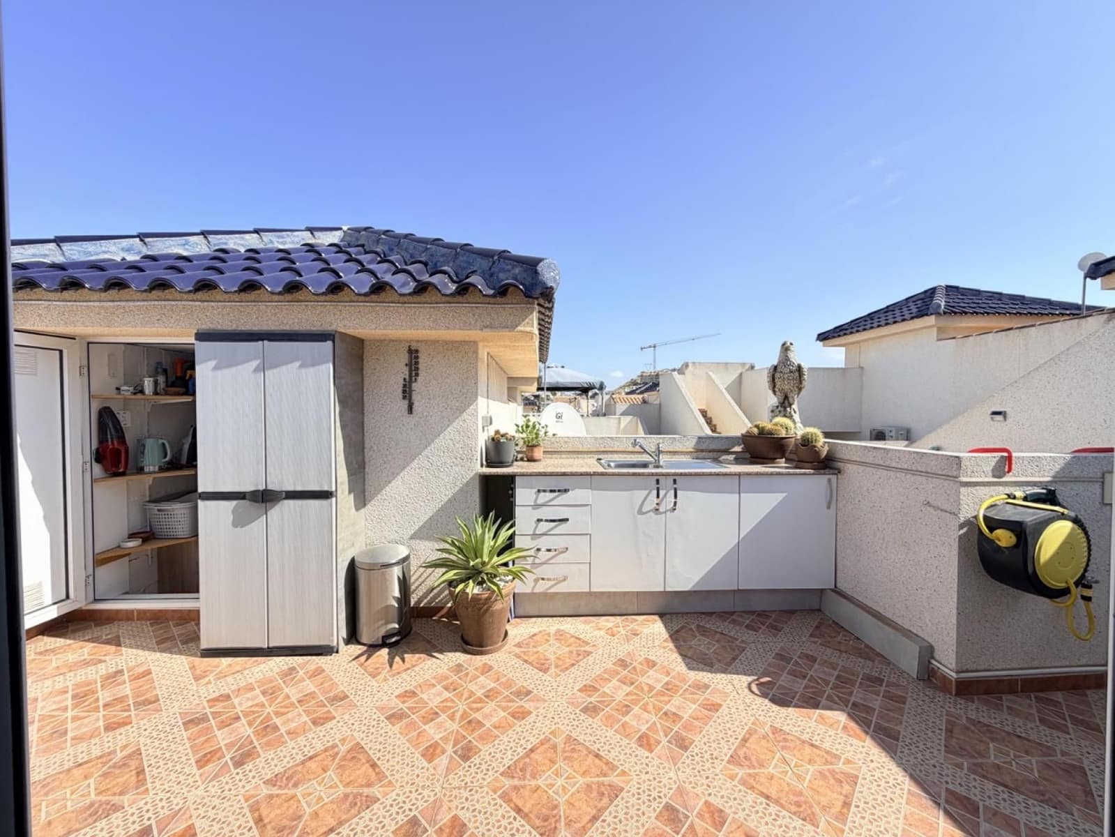 3 bedroom Terraced Villa for sale in Zaragoza city - € 249,000 (Ref: 9882071)