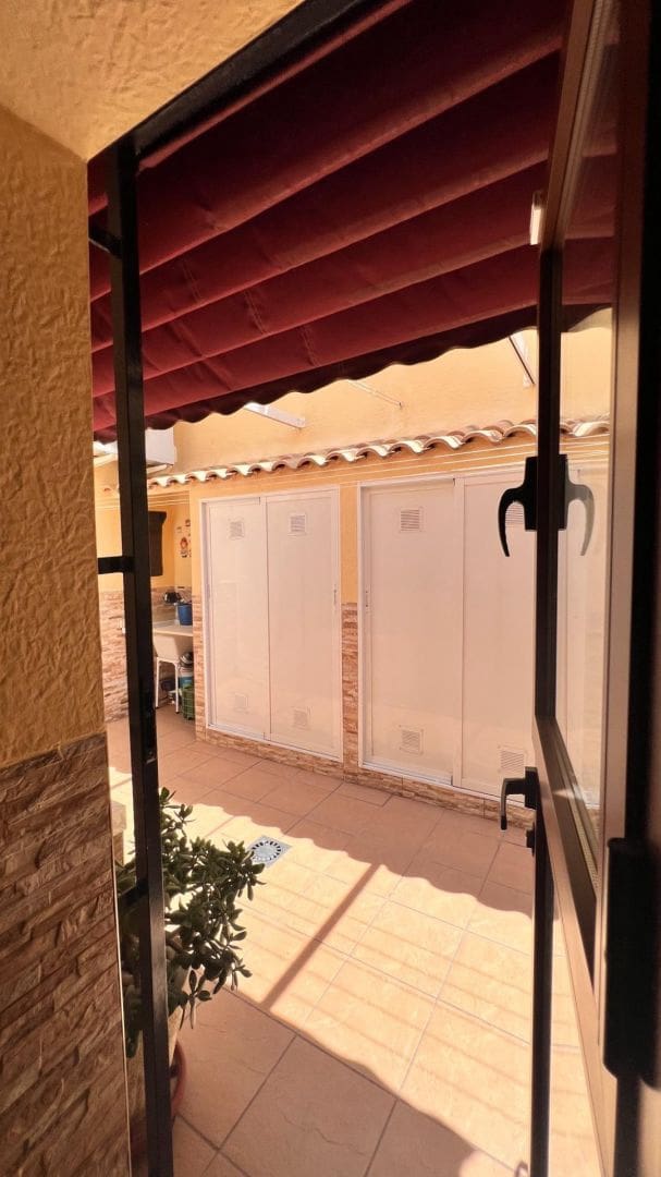 3 bedroom Terraced Villa for sale in Torrevieja - € 320,000 (Ref: 9882072)