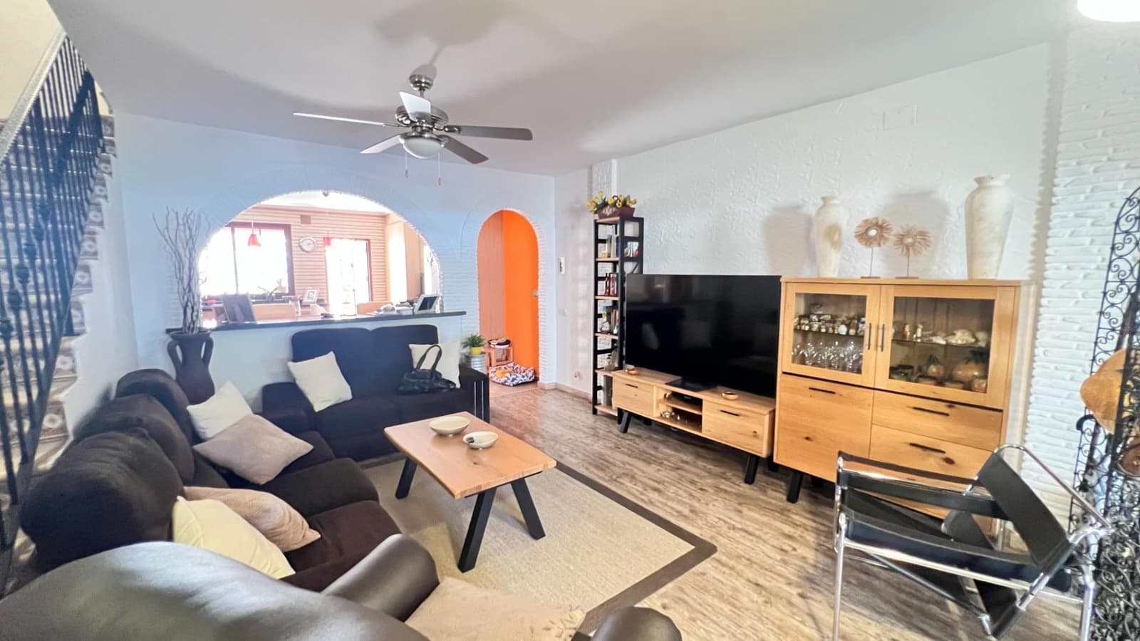 3 bedroom Terraced Villa for sale in Torrevieja - € 320,000 (Ref: 9882072)