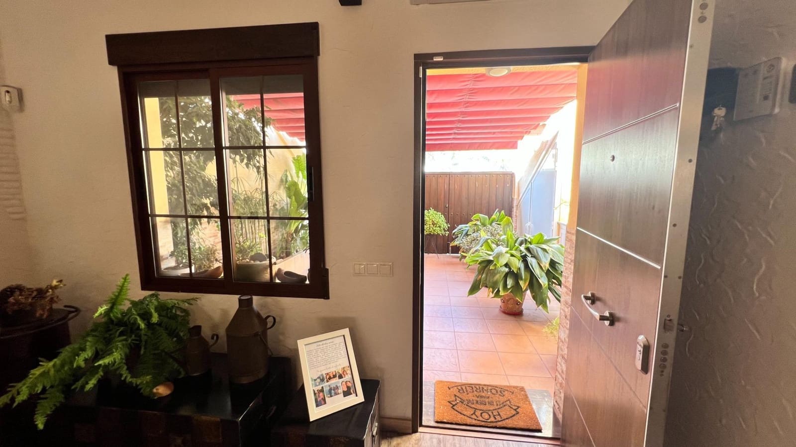 3 bedroom Terraced Villa for sale in Torrevieja - € 320,000 (Ref: 9882072)