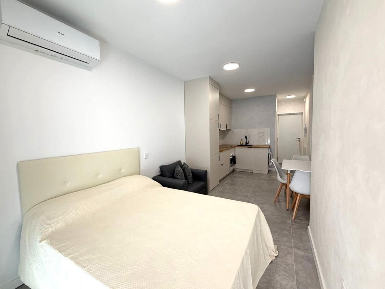 Apartament na sprzedaż w Torrevieja - 115 900 € (Ref: 9884972)
