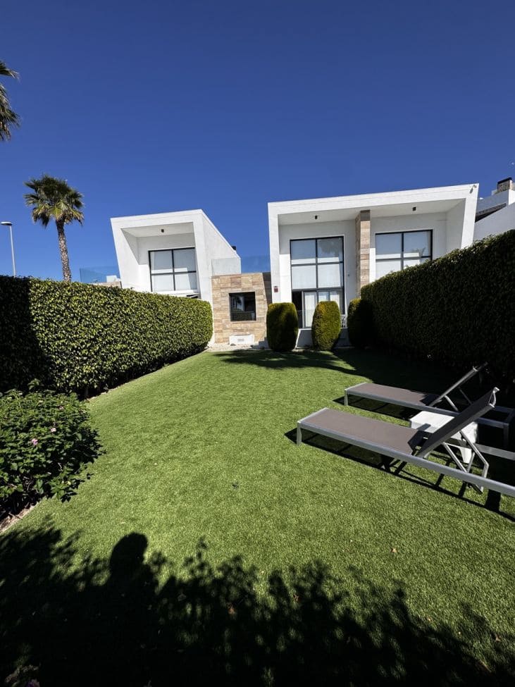 3 camera da letto Appartamento in vendita in Orihuela Costa con piscina - 425.000 € (Rif: 9884981)