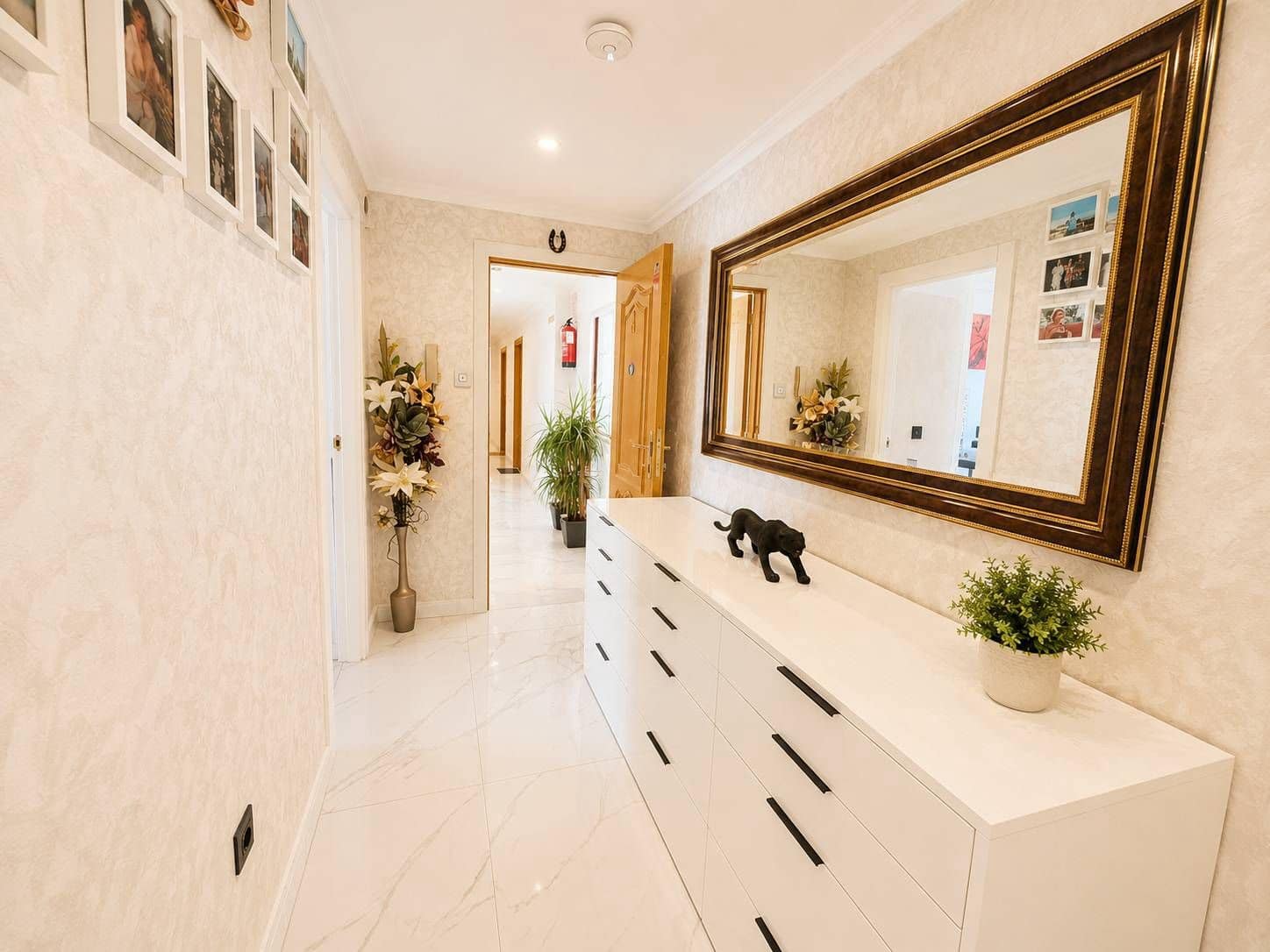 4 makuuhuone Huoneisto myytävänä paikassa Torrevieja - 349 000 € (Ref: 9884992)