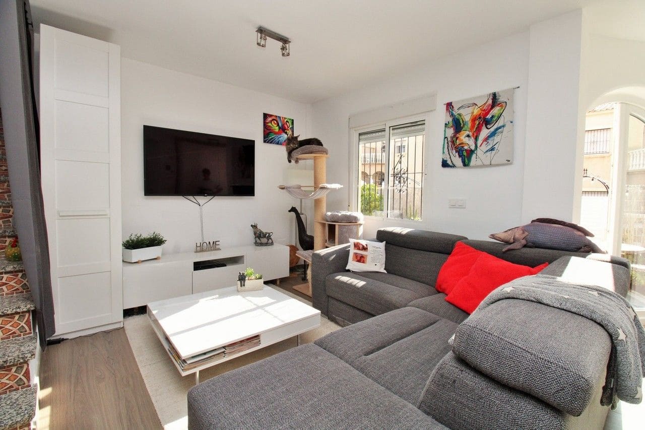 2 soverom Kjedet enebolig til salgs i Orihuela Costa - € 279 900 (Ref: 9884993)
