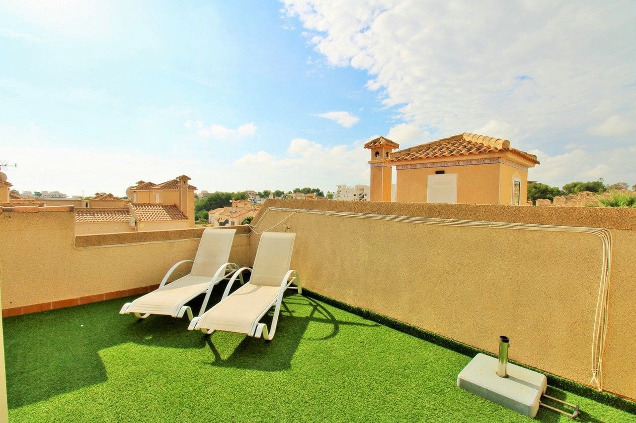 Pareado de 2 habitaciones en Orihuela Costa en venta - 279.900 € (Ref: 9884993)