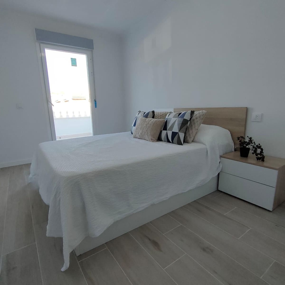 2 bedroom Townhouse for sale in Torrevieja with pool - € 224,900 (Ref: 9884995)