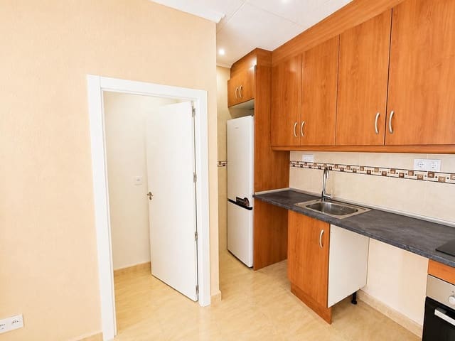 1 quarto Moradia Geminada para venda em San Fulgencio - 129 000 € (Ref: 9884998)