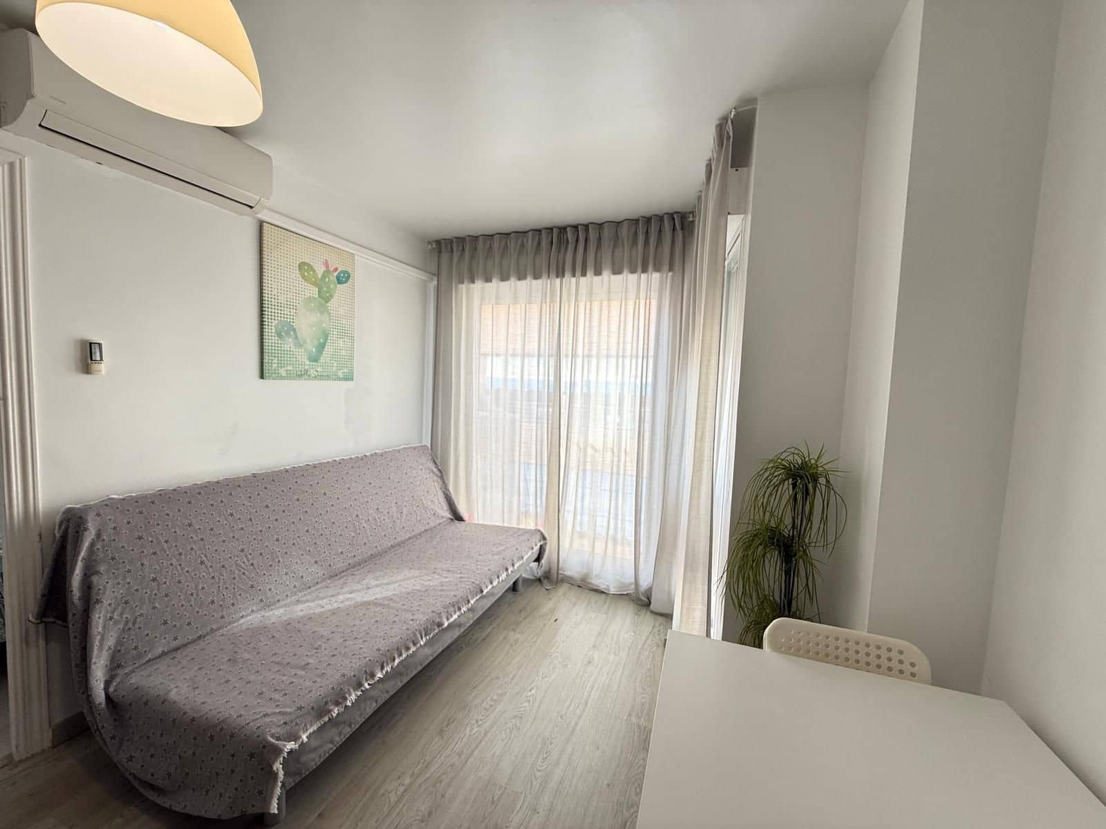 2 sypialnia Apartament na sprzedaż w Torrevieja - 118 900 € (Ref: 9888157)