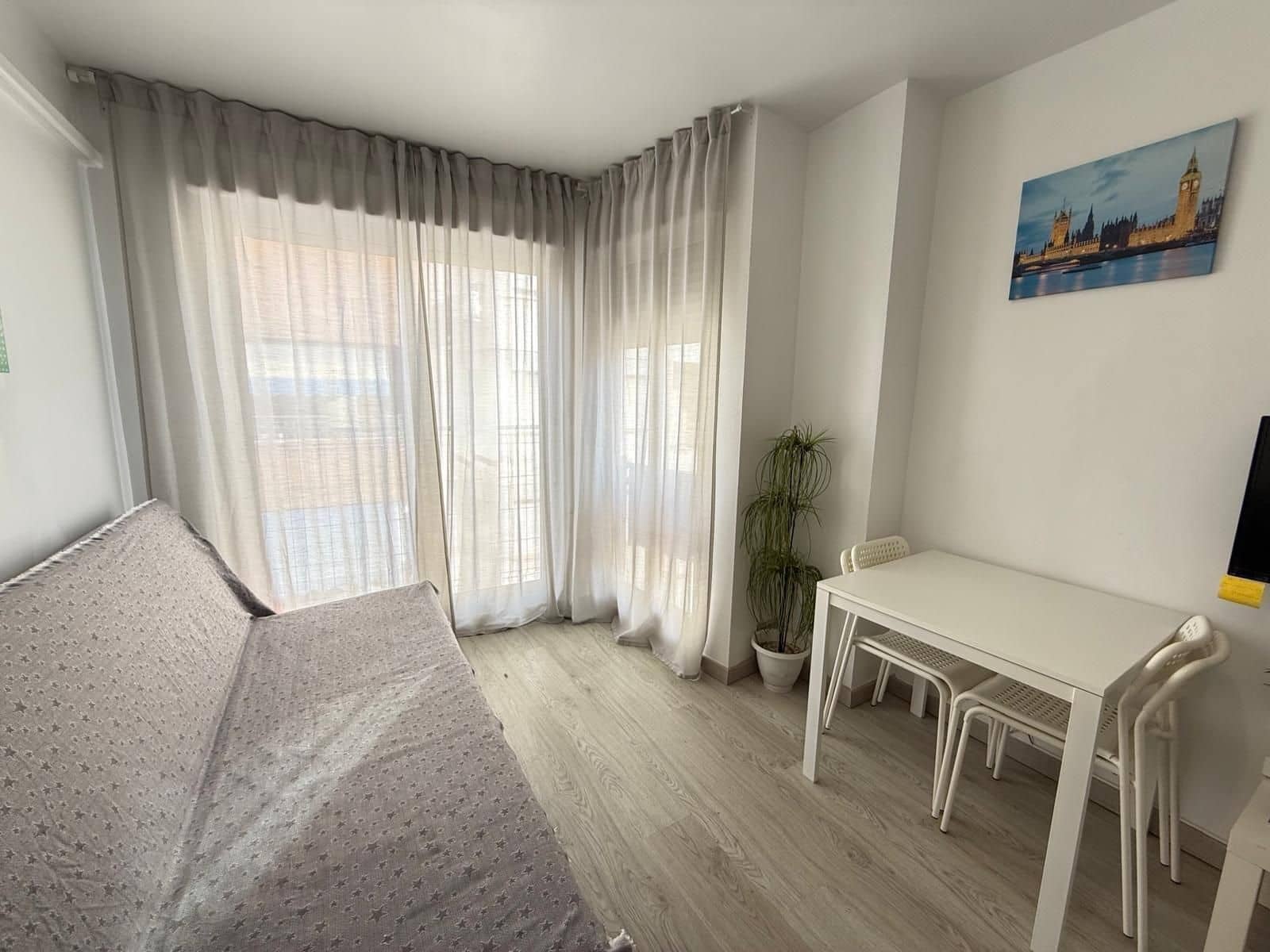 2 sypialnia Apartament na sprzedaż w Torrevieja - 118 900 € (Ref: 9888157)