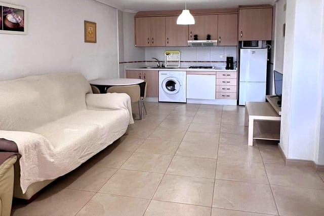 2 soveværelse Lejlighed til salg i Centro, Torrevieja - € 139.990 (Ref: 9888988)