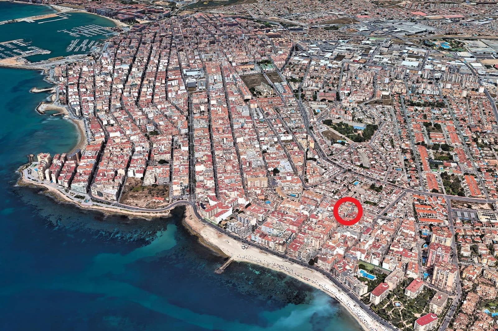2 soveværelse Lejlighed til salg i Torrevieja - € 139.990 (Ref: 9888988)