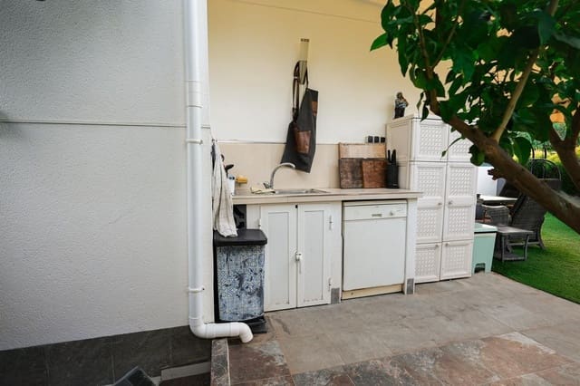 3 sypialnia Dom na sprzedaż w Miramar - Torre del Moro, Torrevieja z basenem - 375 000 € (Ref: 9888998)
