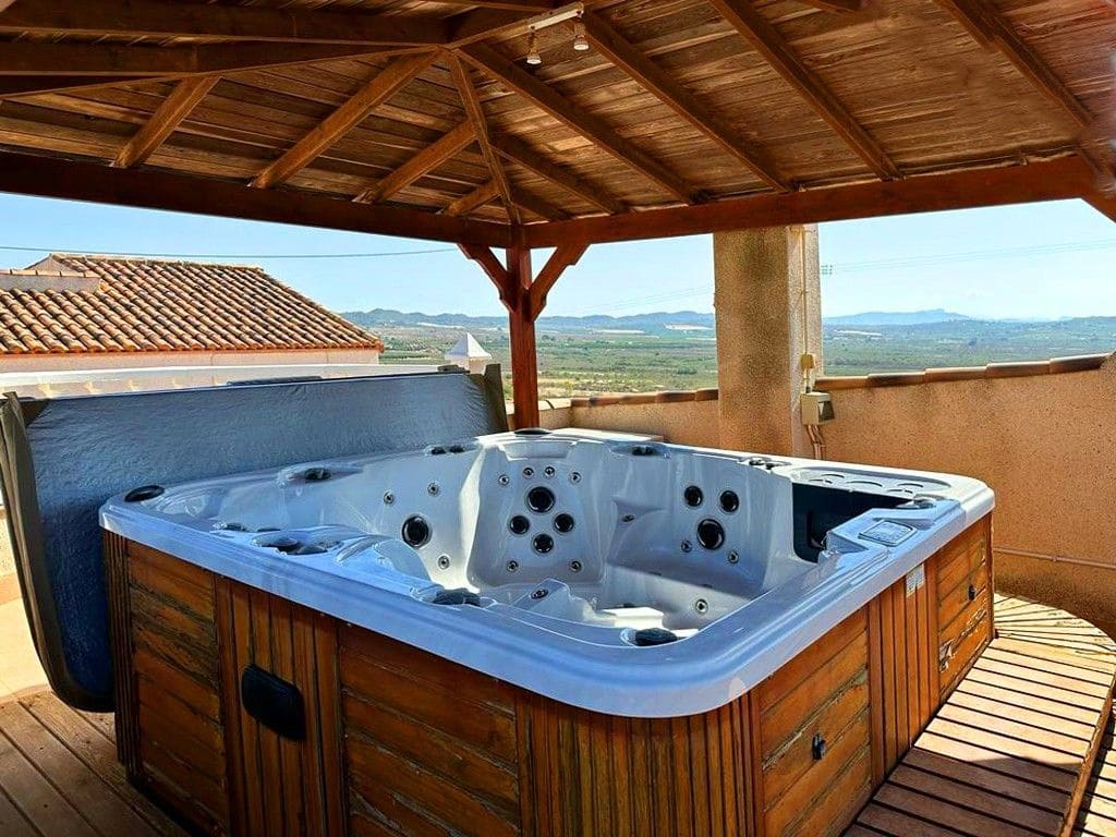 4 soverom Villa til salgs i San Miguel de Salinas med svømmebasseng - € 335 000 (Ref: 9896507)
