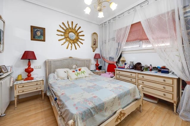 1 makuuhuone Huoneisto myytävänä paikassa Centro, Torrevieja mukana uima-altaan - 109 969 € (Ref: 9896512)