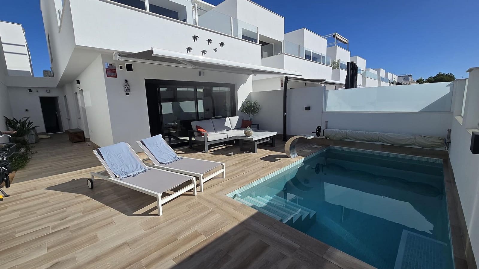 3 bedroom Villa for sale in San Pedro del Pinatar - € 389,900 (Ref: 9898978)