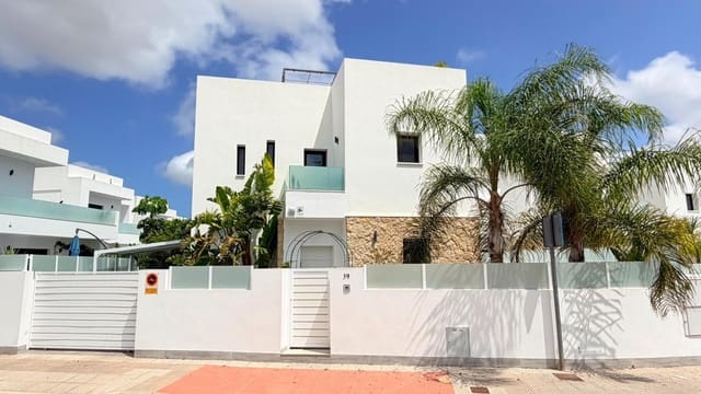 3 bedroom Villa for sale in Los Montesinos with pool - € 425,000 (Ref: 9898981)