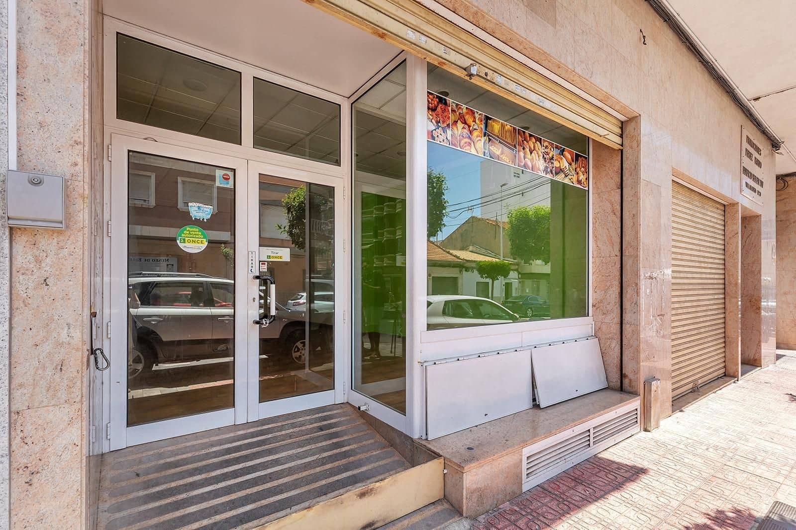 Firma/Unternehmen zu verkaufen in Torrevieja - 200.000 € (Ref: 9898989)