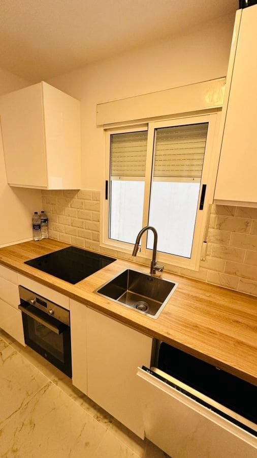 2 slaapkamer Appartement te koop in Torrevieja - € 149.000 (Ref: 9898994)