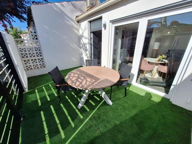 Lejlighed til salg i El Limonar, Torrevieja - € 109.000 (Ref: 9898998)