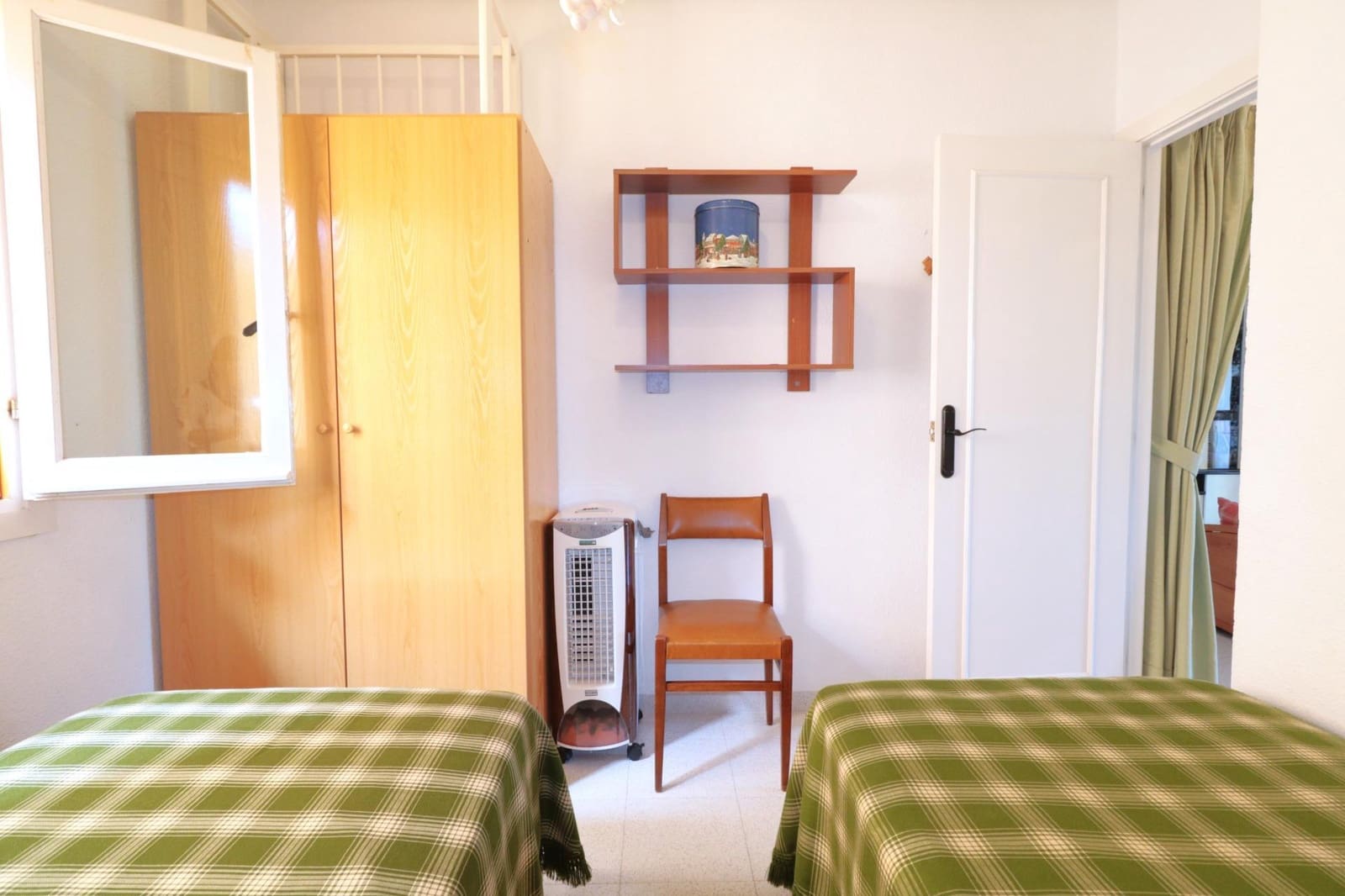 2 sypialnia Apartament na sprzedaż w Torrevieja z basenem - 134 000 € (Ref: 9899007)