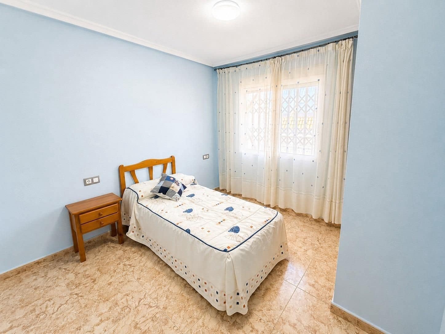 3 sovrum Takvåning till salu i Torrevieja med pool - 199 900 € (Ref: 9900195)