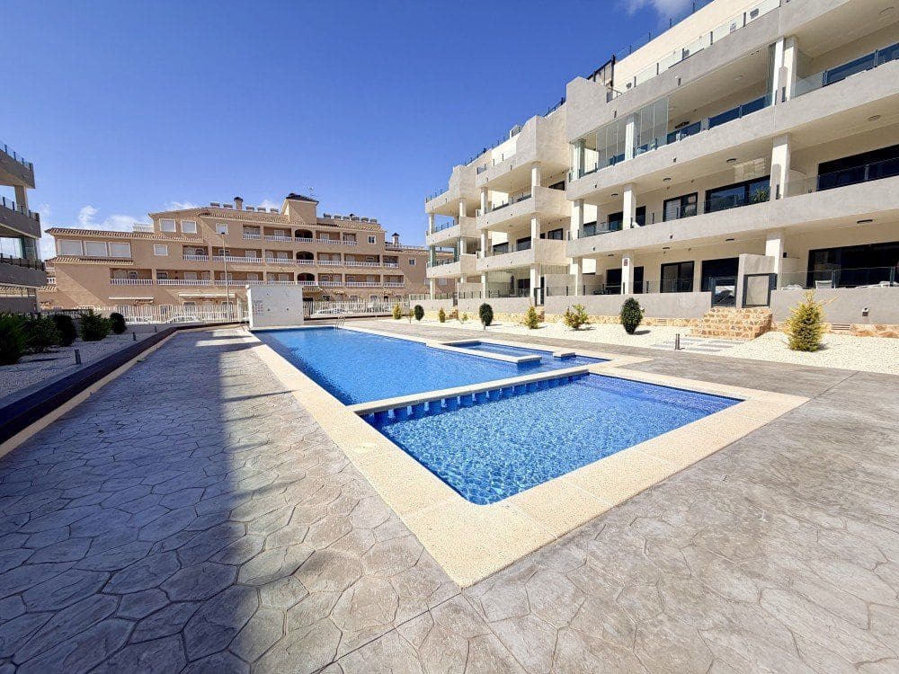 3 sypialnia Apartament na sprzedaż w Villamartin z garażem - 390 000 € (Ref: 9900933)