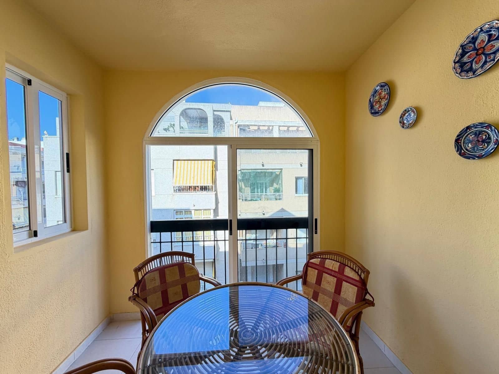 2 Zimmer Apartment zu verkaufen in Torrevieja - 169.900 € (Ref: 9900935)