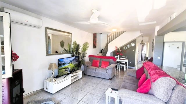 4 camera da letto Casa in vendita in Villamartin, Orihuela - 295.000 € (Rif: 9900942)