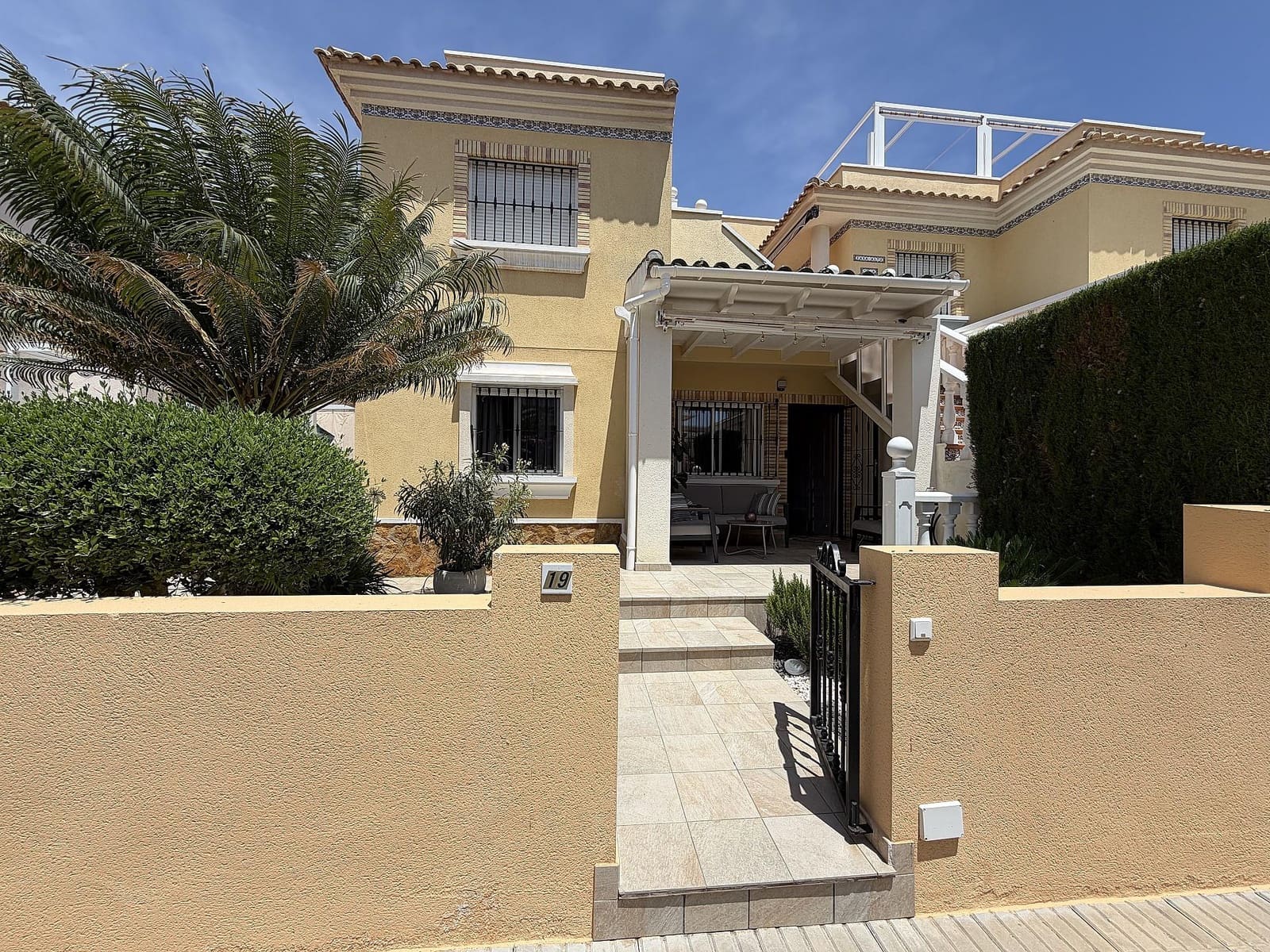 2 bedroom Apartment for sale in Los Dolses - € 239,000 (Ref: 9904159)