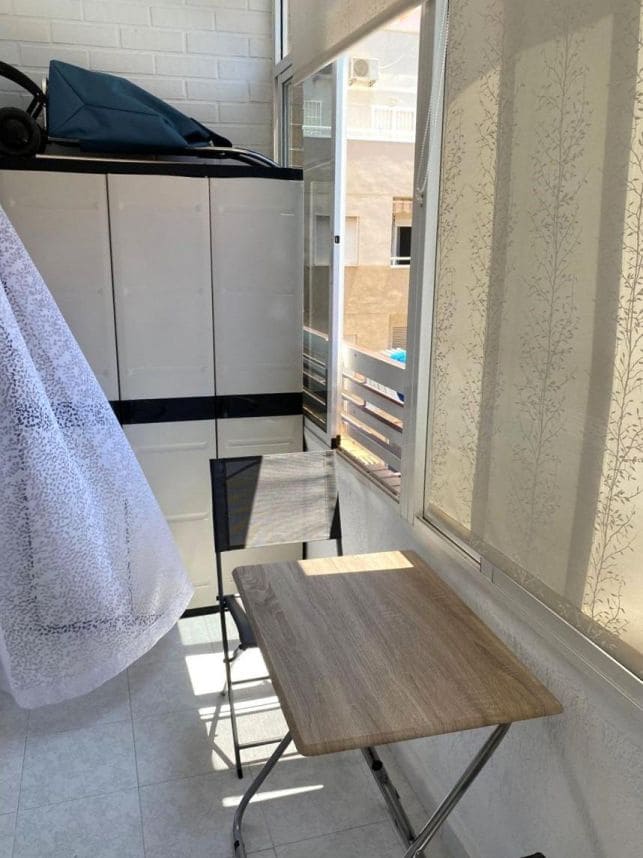 1 chambre Appartement à vendre à Torrevieja avec piscine - 109 900 € (Ref: 9904162)
