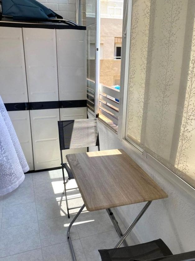 1 chambre Appartement à vendre à Torrevieja avec piscine - 109 900 € (Ref: 9904162)
