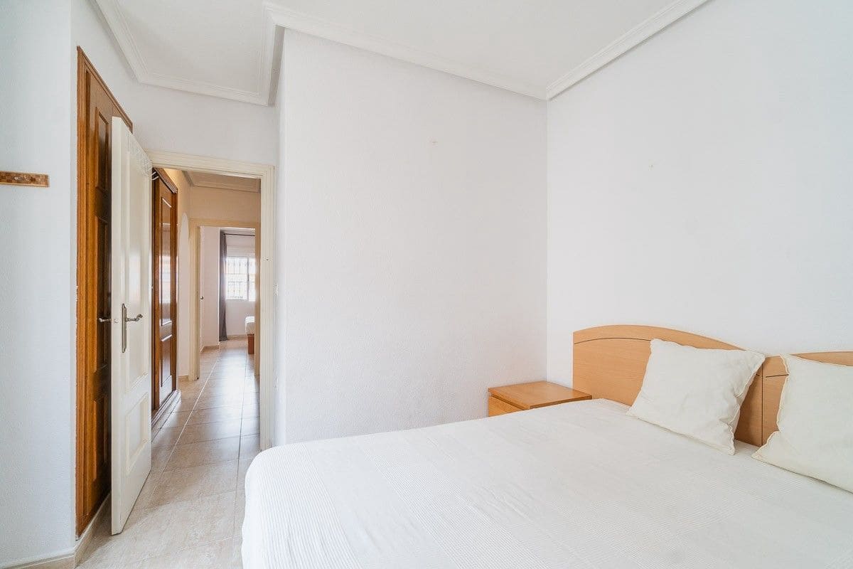 2 Zimmer Apartment zu verkaufen in La Florida - 150.000 € (Ref: 9911209)