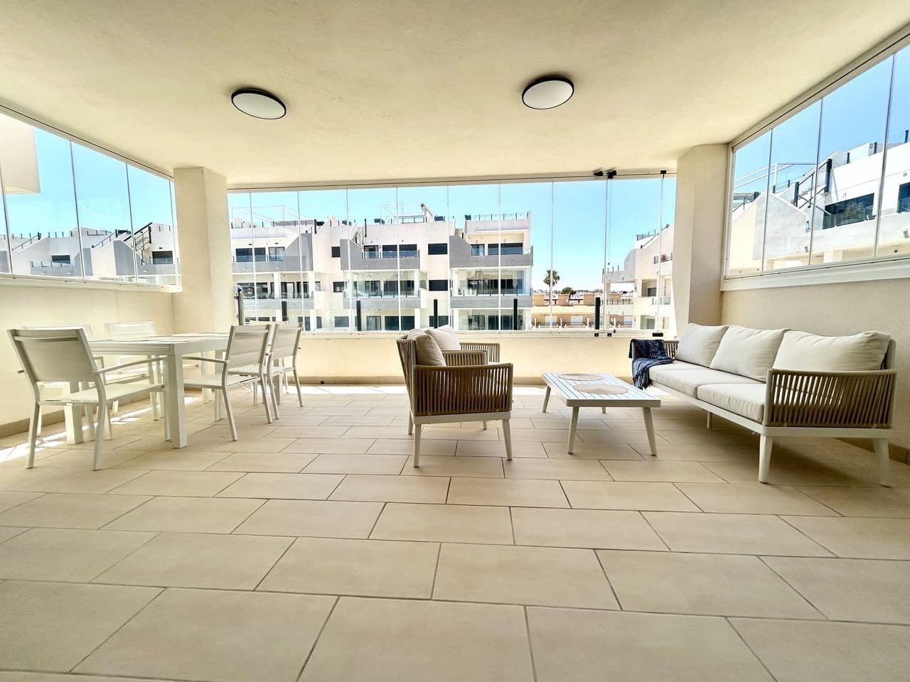 3 bedroom Apartment for sale in Orihuela Costa with garage - € 390,000 (Ref: 9911210)