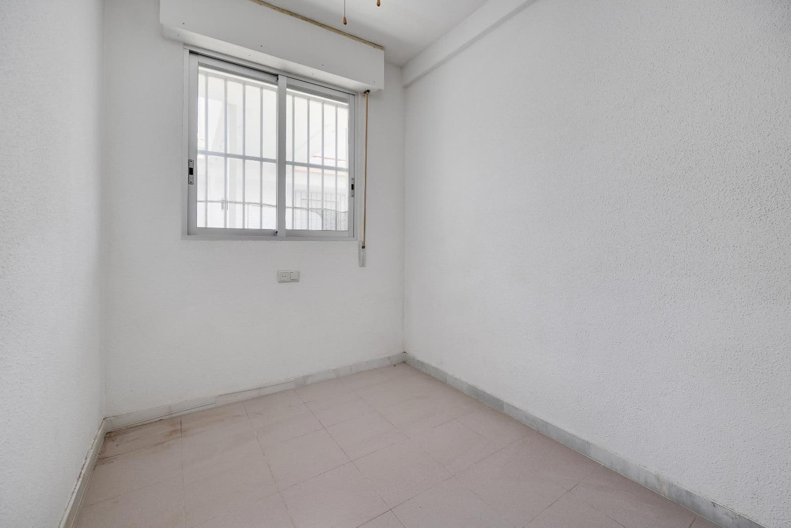1 chambre Appartement à vendre à Torrevieja - 104 969 € (Ref: 9911213)
