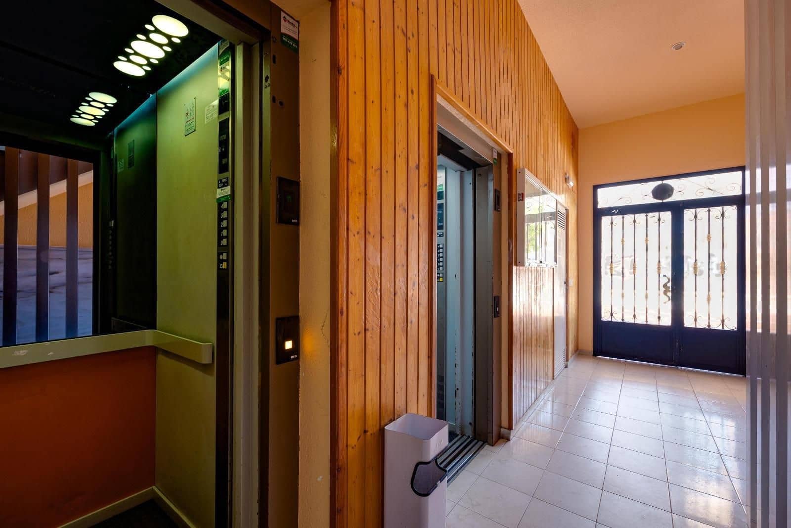 1 chambre Appartement à vendre à Torrevieja - 104 969 € (Ref: 9911213)